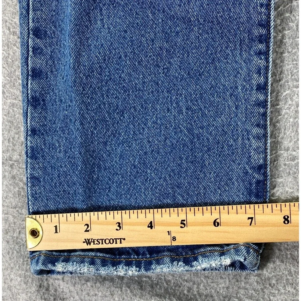 Levis please be